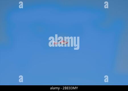 Hélicoptère de sauvetage de la croix rouge en action, en action le 10.04.2020 à Ludwigsburg Banque D'Images