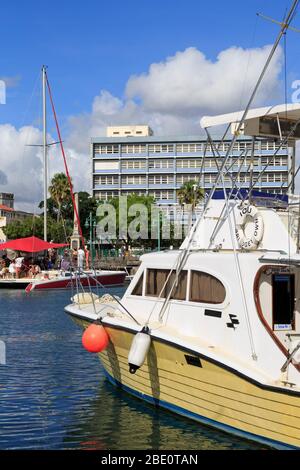 Bateaux dans le bassin intérieur,Bridgetown,Barbade,Caraïbes Banque D'Images