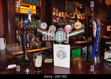 Dublin / Irlande - 01 août 2013: Le pub à Dublin, Irlande Banque D'Images