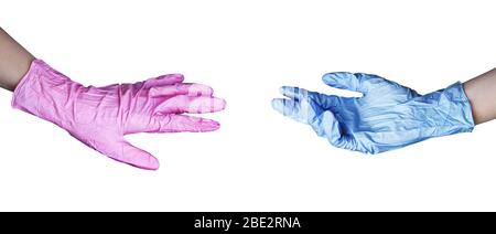 Deux mains humaines dans des gants médicaux en caoutchouc isolés gros plan, les mains de médecin ou d'infirmière dans des gants de protection en latex, la bannière de coronavirus, l'aide signe des mains Banque D'Images