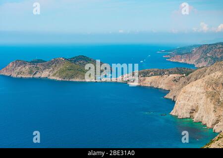 Belle vue panoramique du matin sur la péninsule d'Assos à Kefalonia Grèce Banque D'Images