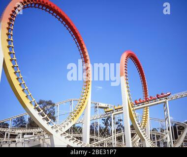 Corkscrew Rollercoaster au parc à thème Sea World, Main Beach, City of Gold Coast, Queensland, Australie Banque D'Images