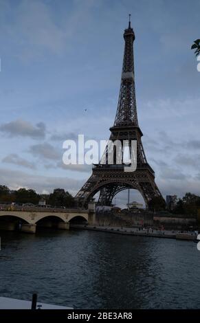 La Tour Eiffel et le pont Iena Banque D'Images