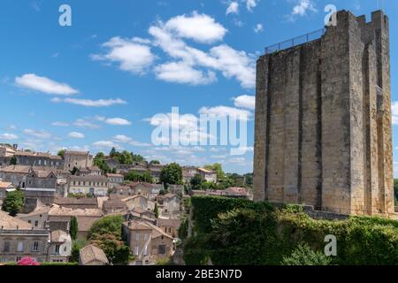 Visite du Roy dans le paysage du vignoble de Saint-Emilion, au sud-ouest de la France Banque D'Images