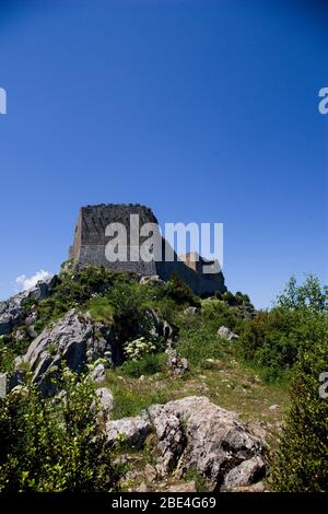 Vue sur le château de Montsegur dans le sud de la France Banque D'Images