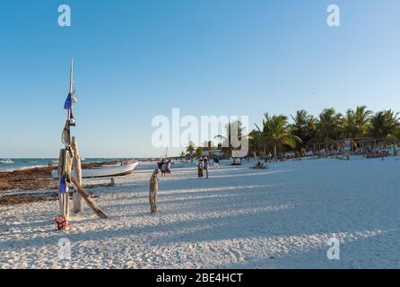 Touristes sur Paradise Beach à Tulum, Yucatan Peninsula, Mexique Banque D'Images