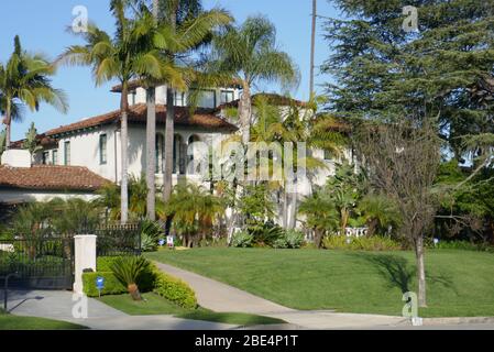 Beverly Hills, Californie, États-Unis 11 avril 2020 une vue générale de l'atmosphère de la maison de Bugsy Siegel au 810 Linden Drive le 11 avril 2020 à Beverly Hills, Californie, États-Unis. Photo de Barry King/Alay stock photo Banque D'Images