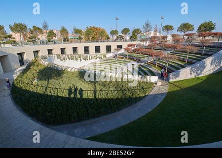 Krasnodar, Russie, 12 novembre 2017 : amphithéâtre vert dans le parc du club de football Krasnodar Banque D'Images