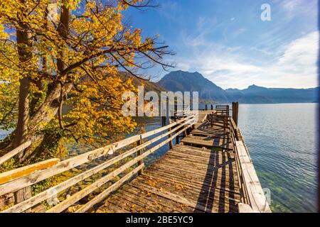 Parc du lac et du château à Gmunden, Autriche Banque D'Images