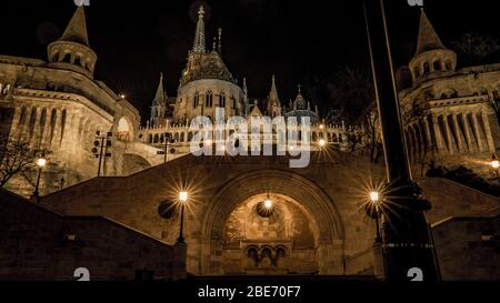 La Bastion des pêcheurs de nuit - Budapest, Hongrie Banque D'Images