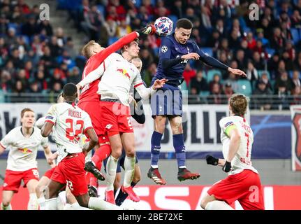 Leipzig, Allemagne. 10 mars 2020. Football: Champions League, Round of 16, RB Leipzig - Tottenham Hotspur dans la Red Bull Arena. Peter Gulacsi (l), gardien de but de Leipzig, Patrik Schick et DELE Alli de Tottenham en action. Crédit: Jan Woitas/dpa-Zentralbild/dpa/Alay Live News Banque D'Images