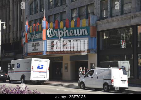 LOS ANGELES, CA/USA - 2 JANVIER 2020: Historique Orpheum Theatre dans le quartier de Broadway Theatre de Los Angeles Banque D'Images