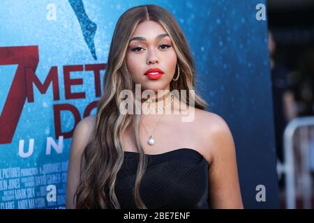 Westwood, États-Unis. 12 avril 2020. (FICHIER) Jordyn Woods a l'organisation de la sortie d'un album avant la fin de l'année. Jordyn Woods dit qu'elle prévoit enregistrer et sortir un album cette année. Elle va également commencer son propre label de dossier. WESTWOOD, LOS ANGELES, CALIFORNIE, États-Unis - 13 AOÛT : le modèle Jordyn Woods arrive à la première des Entertainment Studios de Los Angeles, '47 mètres en bas de Uncage', tenue au Regency Village Theatre le 13 août 2019 à Westwood, Los Angeles, Californie, États-Unis. (Photo de Xavier Collin/Agence de presse d'images) crédit: Agence de presse d'images/Alay Live News Banque D'Images