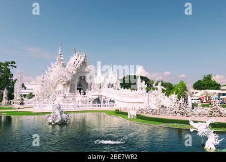 Wat Rong Khun (le Temple blanc) - Chiang Rai, Thaïlande Banque D'Images