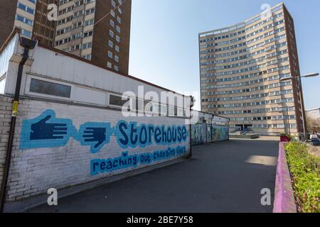 Magasin, banque alimentaire, Queensway Estate. Southend-on-Sea, Royaume-Uni Banque D'Images