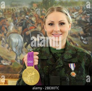 Laura Asadauskaitė-Zadneprovskienė - pentathléte lituanien. Champion olympique et mondial, trois fois athlète lituanien de l'année. Banque D'Images