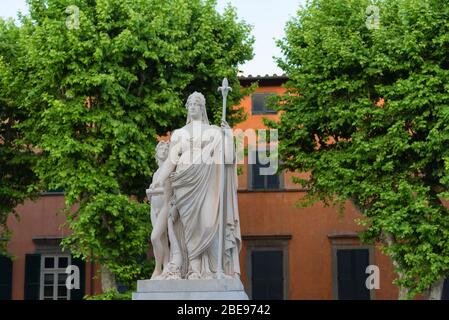 Place Piazza Napoleone Napoleone à Lucca, Toscane, Italie Banque D'Images