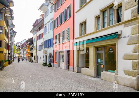 Maisons Bay Fischmarkt dans la vieille ville de Zug, Suisse. Banque D'Images