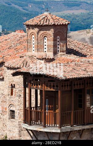 Meteora, formation de roches bien connue en Grèce centrale, complexe de monastères orthodoxes de l'est, Monastère Roussanou, site du patrimoine mondial de l'UNESCO Banque D'Images