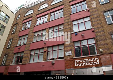 1920 Architecture Warehouse Industrial 12-13 Wells Mews, Londres par Slater & Keith Banque D'Images