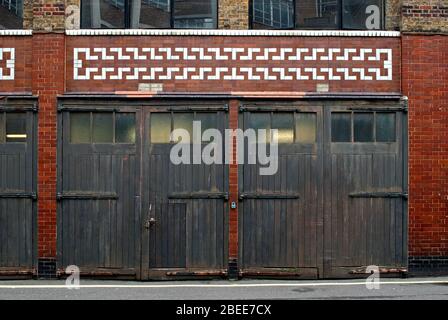 1920 Architecture Warehouse Industrial 12-13 Wells Mews, Londres par Slater & Keith Banque D'Images