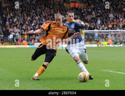 Le footballeur Michael Killy et Mark Kennedy Wolverhampton Wanderers contre Cardiff Ville Banque D'Images