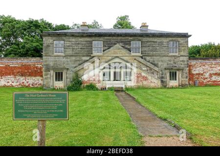 Head Gardener's House - jardin clos, Shugborough Estate - Staffordshire, Angleterre Banque D'Images