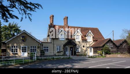 La maison publique White Hart, Cadnam, Hampshire, Angleterre, Royaume-Uni Banque D'Images