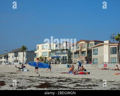 San Diego, 19 AOÛT 2009 - les gens appréciaient Mission Beach Banque D'Images