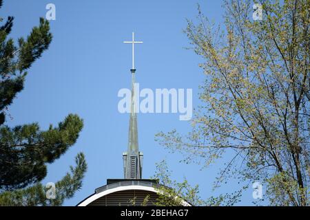 Portland, États-Unis. 13 avril 2020. La chapelle de la communauté des soins de santé de Laurelhurst Village à Portland, en Oregon, illustrée le 13 avril 2020. Vendredi, le département des services humains de l'Oregon a signalé 48 cas confirmés de coronavirus nouveau dans la communauté, dont 29 membres du personnel. (Photo d'Alex Milan Tracy/Sipa USA) crédit: SIPA USA/Alay Live News Banque D'Images