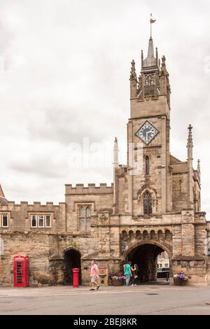 La Chapelle de Saint-Pierre, au-dessus d'Eastgate, Warwick, Warwickshire, Angleterre, GB, Royaume-Uni Banque D'Images