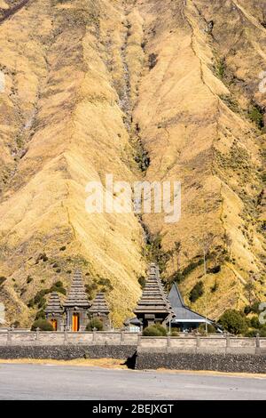 Temple Hindou, Mt Bromo, Java Est, Indonésie. Banque D'Images