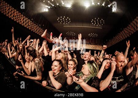 Copenhague, Danemark. 31 janvier 2018. Les amateurs de concerts assistent à un concert en direct avec le groupe américain Steel Panther à VEGA à Copenhague. (Crédit photo: Gonzales photo - Lasse Lagoni). Banque D'Images
