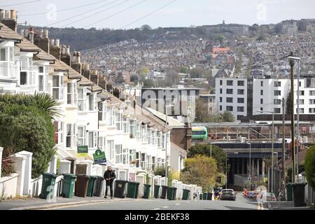 Brighton, Royaume-Uni. 14 avril 2020. Les rues et les routes restent très calmes le 30 jour de l'éclusage au Royaume-Uni. Crédit: James Boardman/Alay Live News Banque D'Images