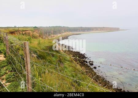 La Pointe du Hoc les roches, Normandie France en été Banque D'Images