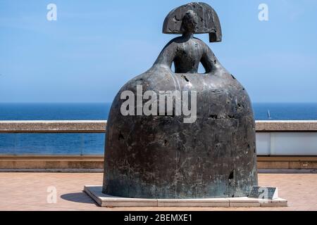 Statue de bronze Reina Mariana du sculpteur Manolo Valdés à Monte Carlo, Monaco, Europe Banque D'Images