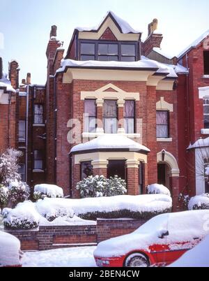 Maison enneigée, Talbot Road, Highgate, London Borough of Haringey, Greater London, Angleterre, Royaume-Uni Banque D'Images