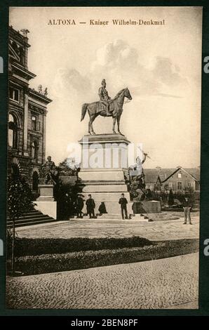 Europa, Deutschland, Hambourg, Altona, Denkmal Kaiser Wilhelm I. vor dem Rathaus, Postkarte, Verlag : K. W. H. , keine weiteren Informationen vorhanden, wahrscheinlich herausgegegegen zwischen 1900-1920 . / Europe, Allemagne, Hambourg, Altona, mémorial de l'empereur allemand William I , devant la mairie d'Altona, carte postale, maison d'édition : K. W. H. , il n'y a plus d'informations, probablement publiées entre 1900-1920 . Banque D'Images