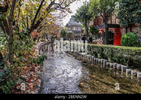 Rivière Takasegawa, Kyoto, Japon Banque D'Images