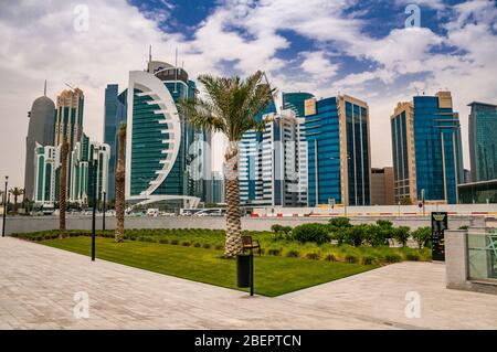 Bâtiments dans la région d’Al Dafna à Doha, la CDB de la ville. Banque D'Images