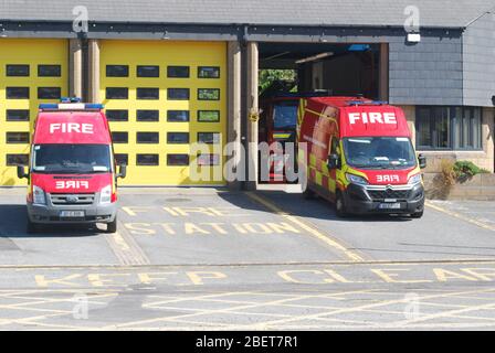 Service d'incendie du comté de Cork Mobile Mechanics Vans à la gare incendie de Bantry, Bantry, West Cork, Irlande Banque D'Images