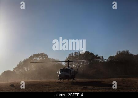 Hélicoptère utilisé par la Conafor, Commission nationale des forêts pour lutter contre les incendies de forêt dans la Sierra de Sonora, au Mexique. Juin 2014... (Photo: LuisGutierrez Banque D'Images