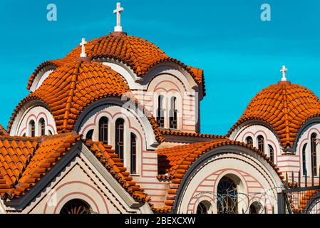 Beau monastère orthodoxe dans le centre ville d'Athènes, Grèce Banque D'Images