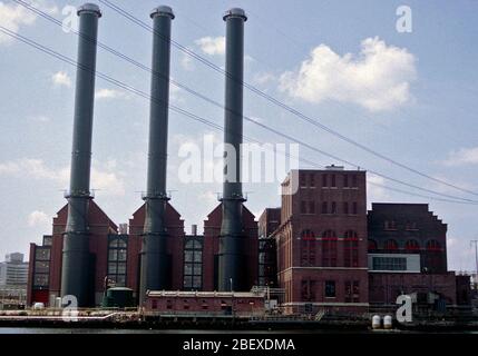 Septembre 1996 - Electric power plant (Providence, Rhode Island) Banque D'Images