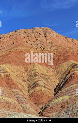 Relief coloré de la route touristique. Zhangye-Danxia Qicai Scenic Spot-Gansu-Chine-0815 Banque D'Images