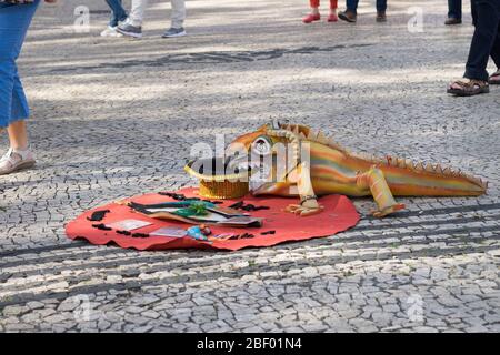 Marionnette de Carnaval, Avenida Arriaga, Funchal, Madère 2019 Banque D'Images