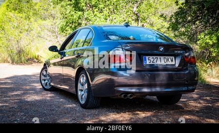 AOÛT 2017 : voiture de luxe Graphite étincelante BMW série 3 E90 330 Banque D'Images