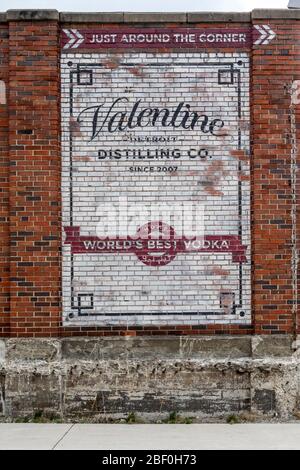 Ferndale, Michigan - la Valentine Distiling Co., une distillerie d'artisanat qui fabrique de la vodka, du gin et du bourbon. Banque D'Images