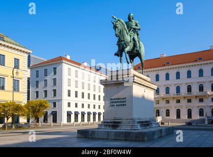 Statue équestre de l'électeur Maximilian I, Wittelsbacherplatz, Maxvorstadt, Munich, Haute-Bavière, Bavière, Allemagne Banque D'Images