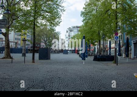 cologne, NRW, Allemagne 14 04 2020, vue sur Alter Markt vide, place du marché à Cologne Banque D'Images